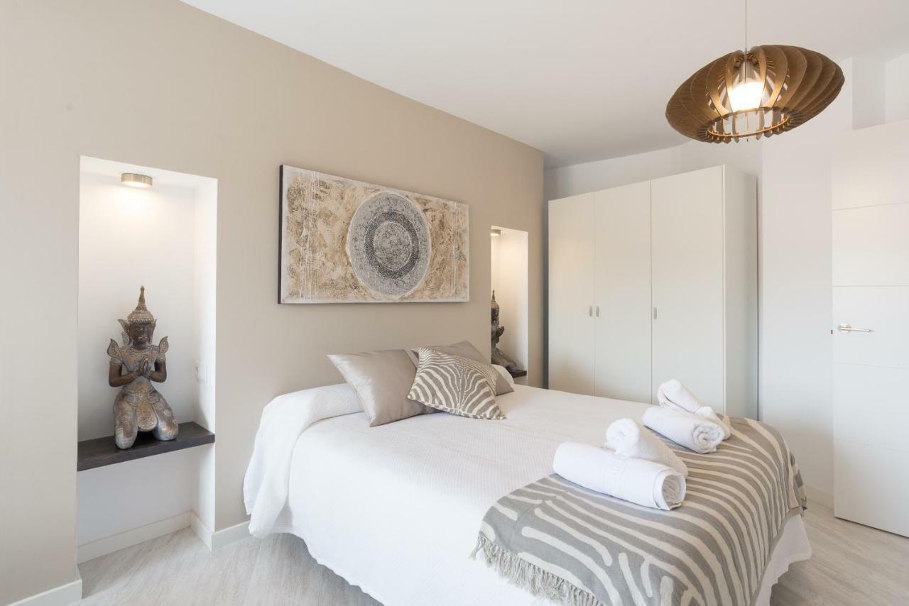 Stunning Spacious City Apartment With Free Parking Málaga Exterior foto